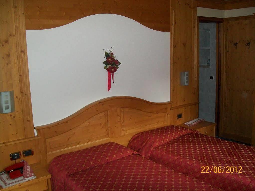 Hotel San Martino San Martino Di Castrozza Buitenkant foto